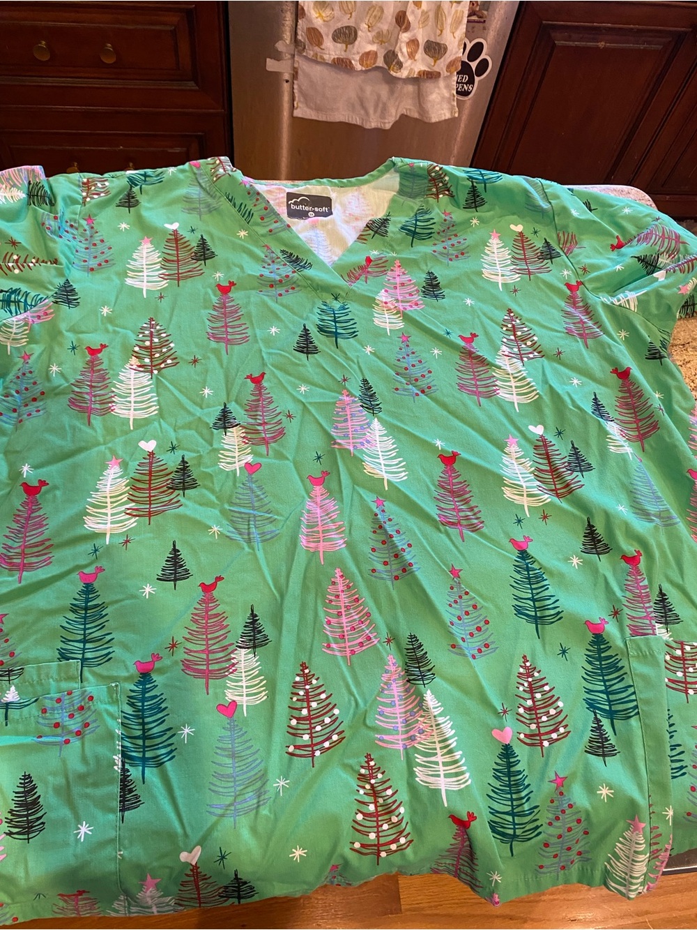 UA tree print scrub top 3X